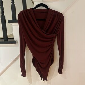 Commense Crisscross Long-Sleeve Bodysuit - Burgundy